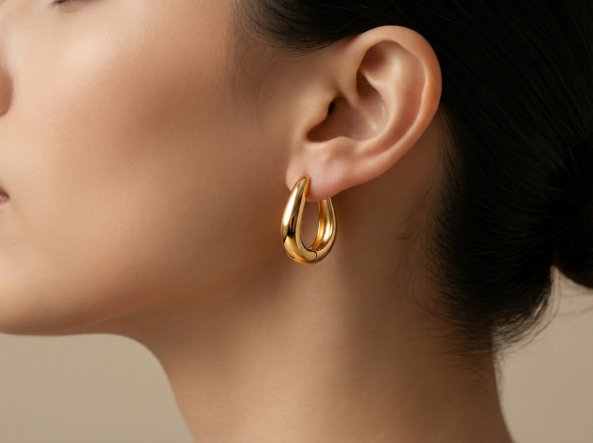 Boucles d'oreilles créoles huggie goutte d'or