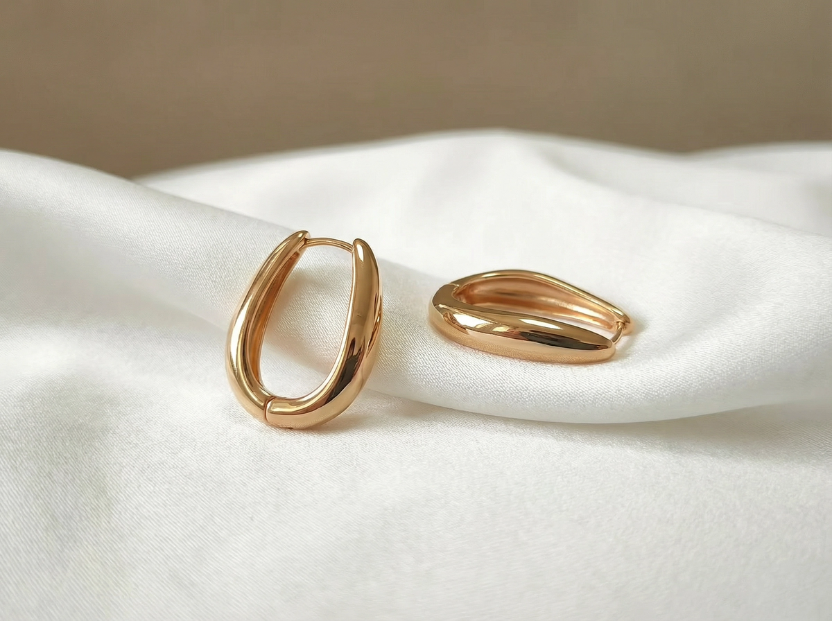 Boucles d'oreilles créoles huggie goutte d'or