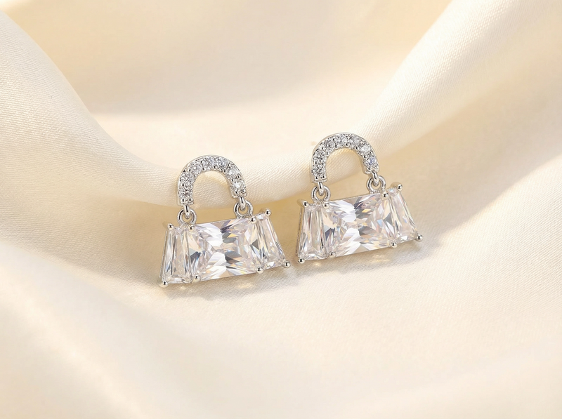 Boucles d'oreilles style diamant sac à main