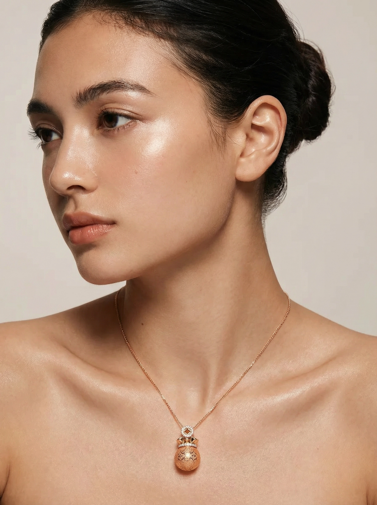 Collier avec pendentif en filigrane sac d'argent de la fortune en or rose avec accents de cristal